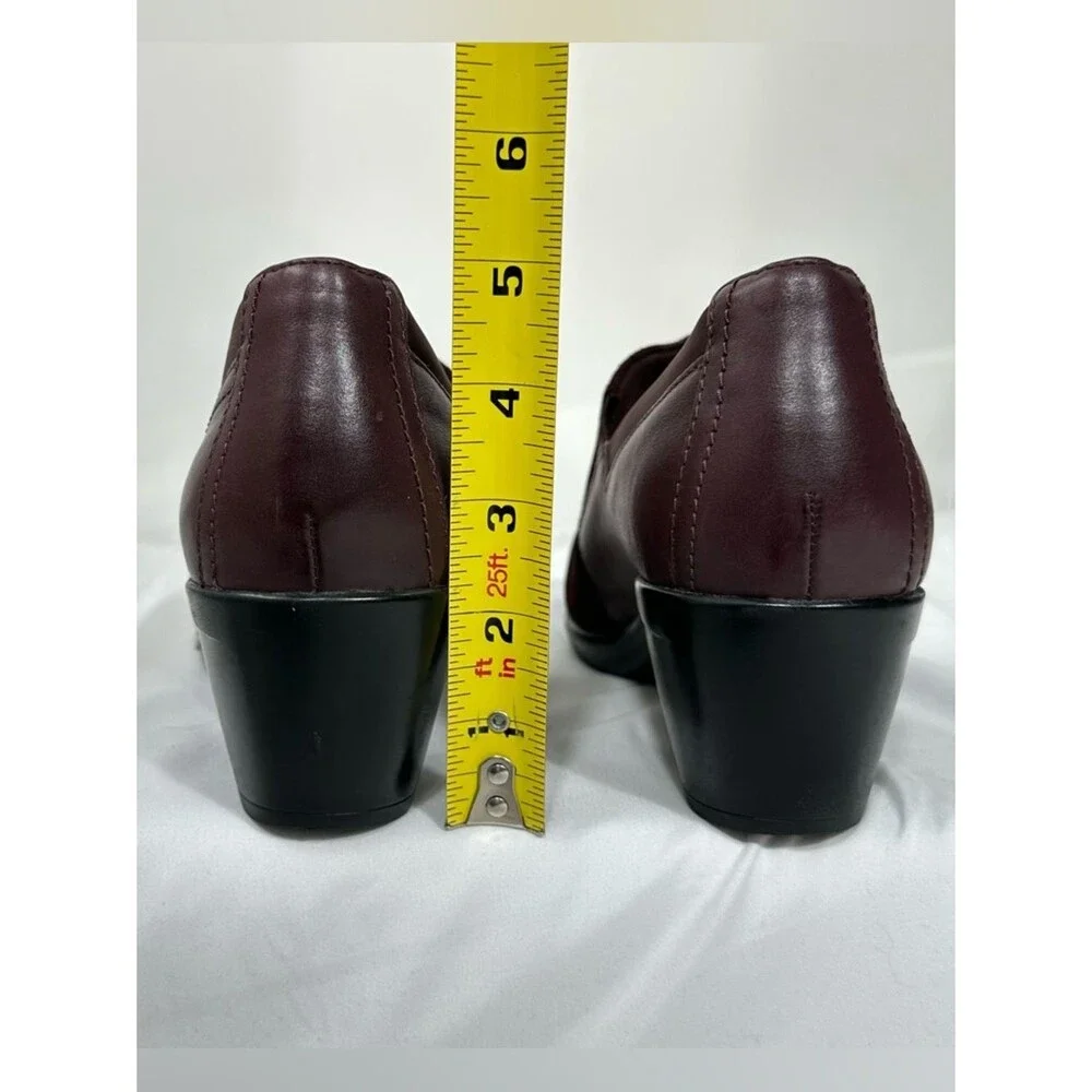 Clarks Collection Womens 10M Burgundy Leather Slip-On Block Heel Comfort Shoes